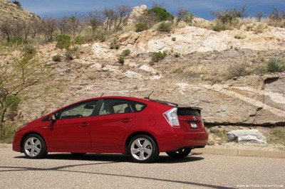 Toyota Prius 2010 - Lựa chọn số một trong thời buổi khó khăn