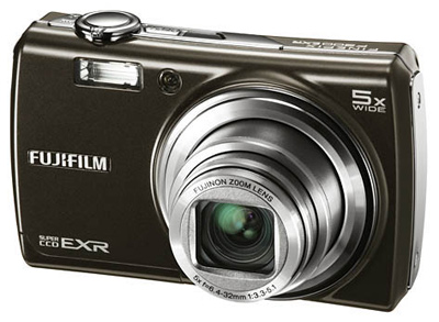 Fujifilm FinePix F200EXR được kỳ vọng nhiều ở khả năng chụp thiếu sáng. Ảnh: Cnet.