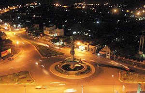 Thành phố Pleiku về đêm